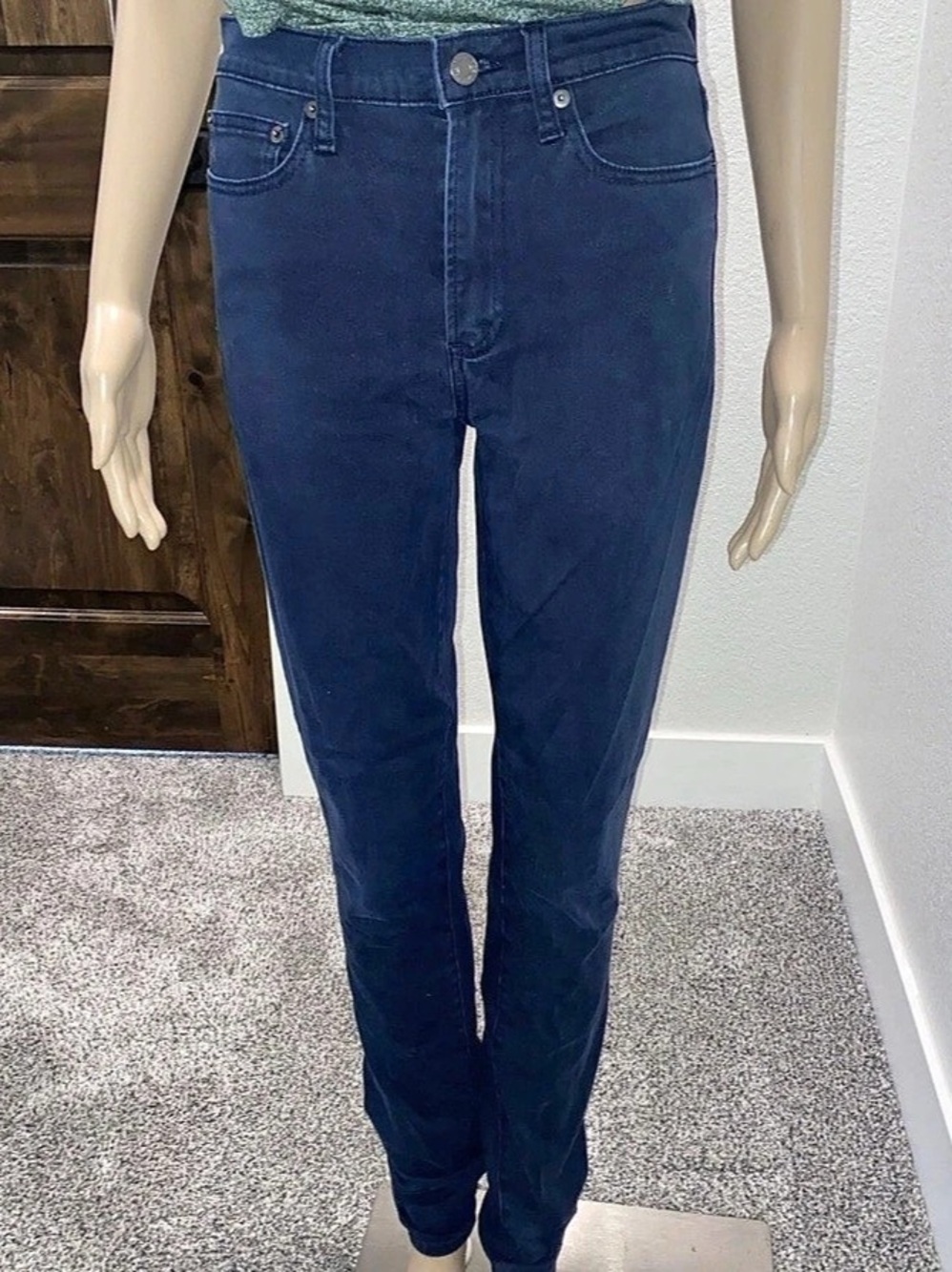 Gap 1969 High Rise Skinny in Blue Waist 27T